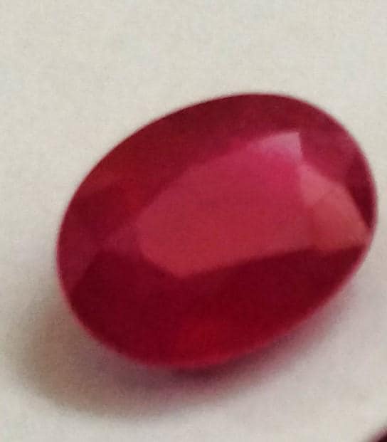 1.75 ct. Oval Raspberry Red Ruby 8x6mm size in A Grade